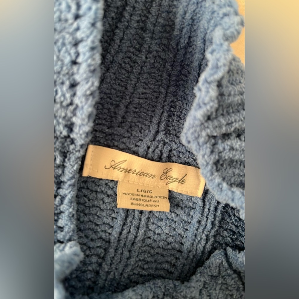 american eagle cropped mock neck chenille sweater - Picture 4 of 5